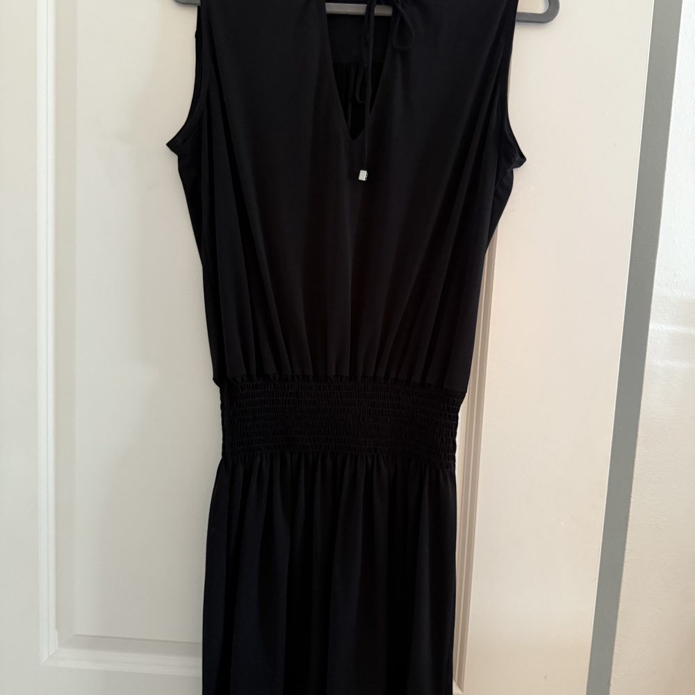 Elegant Black Sleeveless Dress